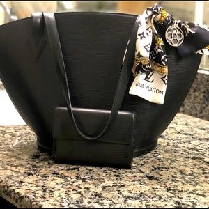Authentic Louis Vuitton Handbag/Wallet Epi Leather